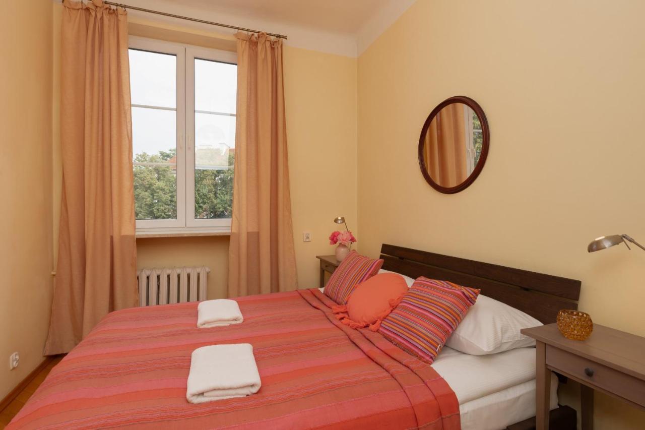 Warsaw New Town Square Apartment For 5 Guests By Noclegi Renters Екстериор снимка